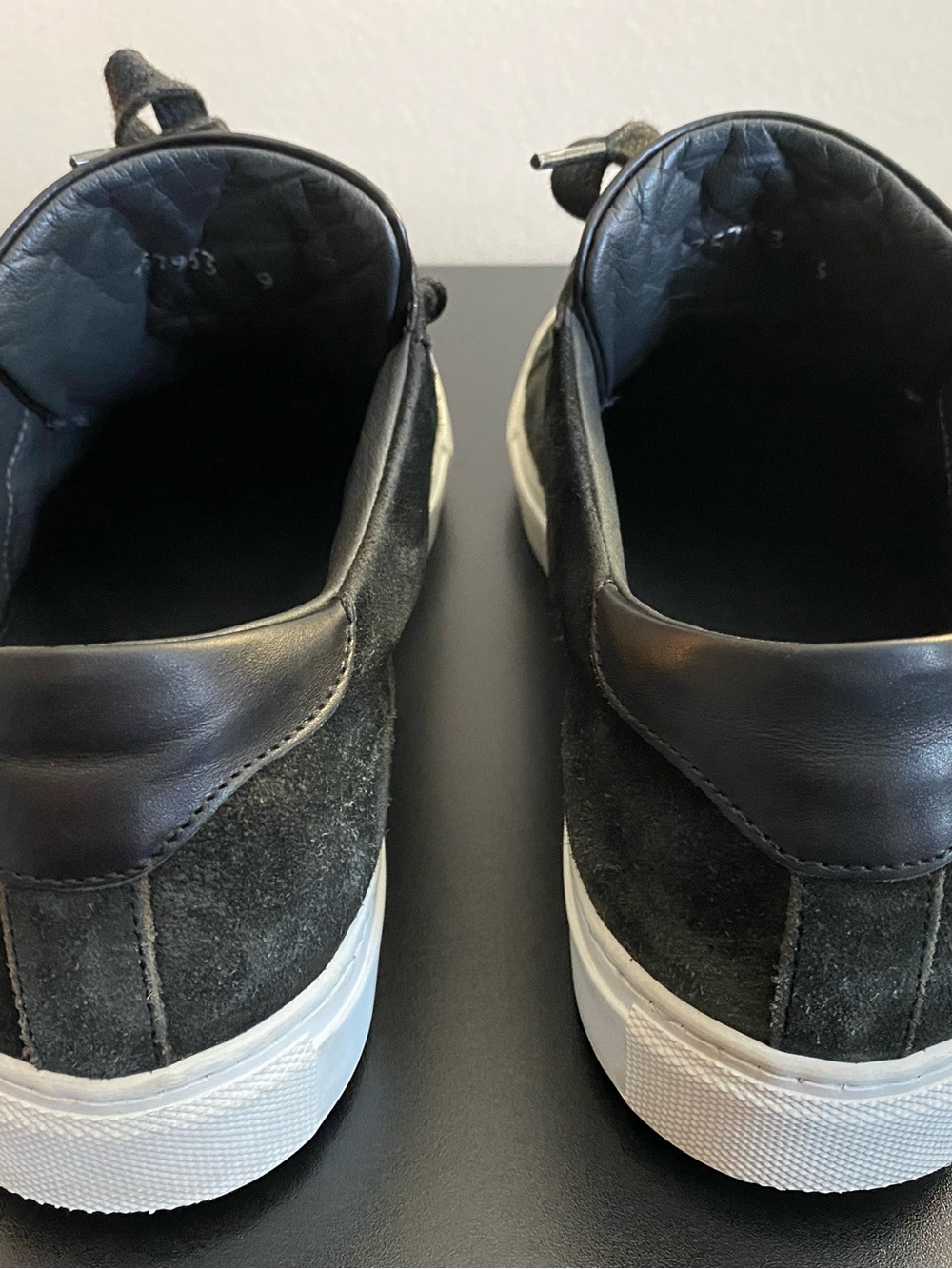 To Boot New York Adam Derrick Men 9 US Black Suede Low Top Sneakers Made Italy - Picture 3 of 13